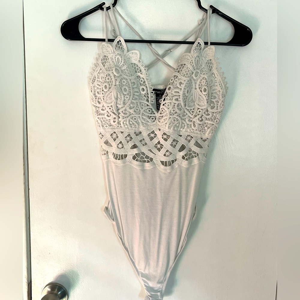Medium, body suit, gently worn, lace, rue 21